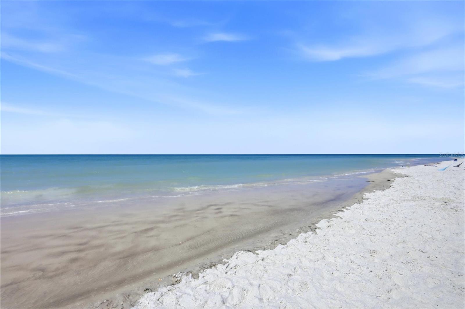 Image 40 of 47 For 2100 Benjamin Franklin Drive 205