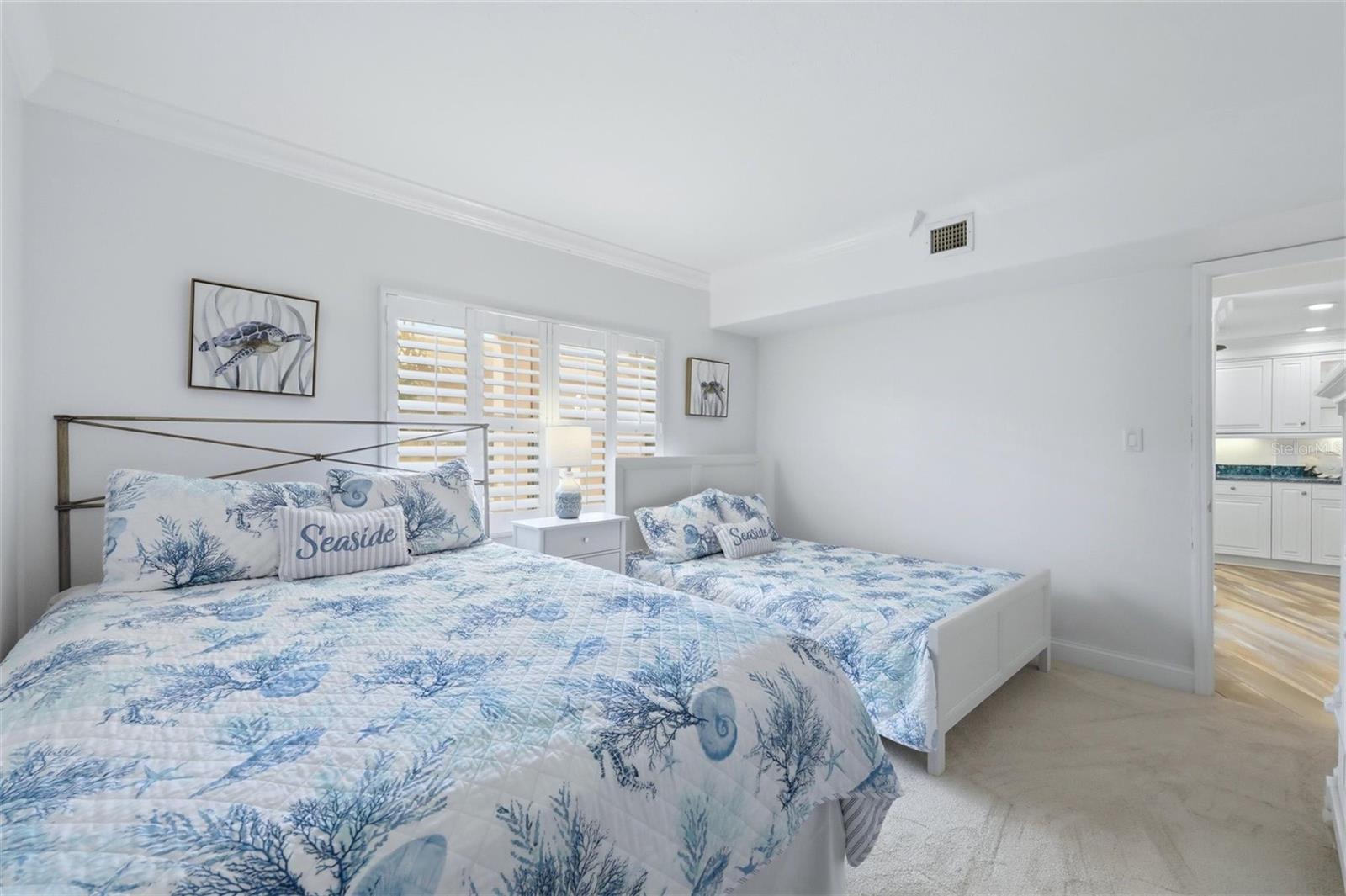 Image 29 of 55 For 2110 Benjamin Franklin Drive 104