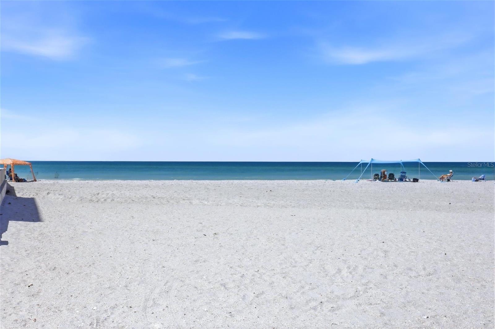 Image 43 of 55 For 2110 Benjamin Franklin Drive 104