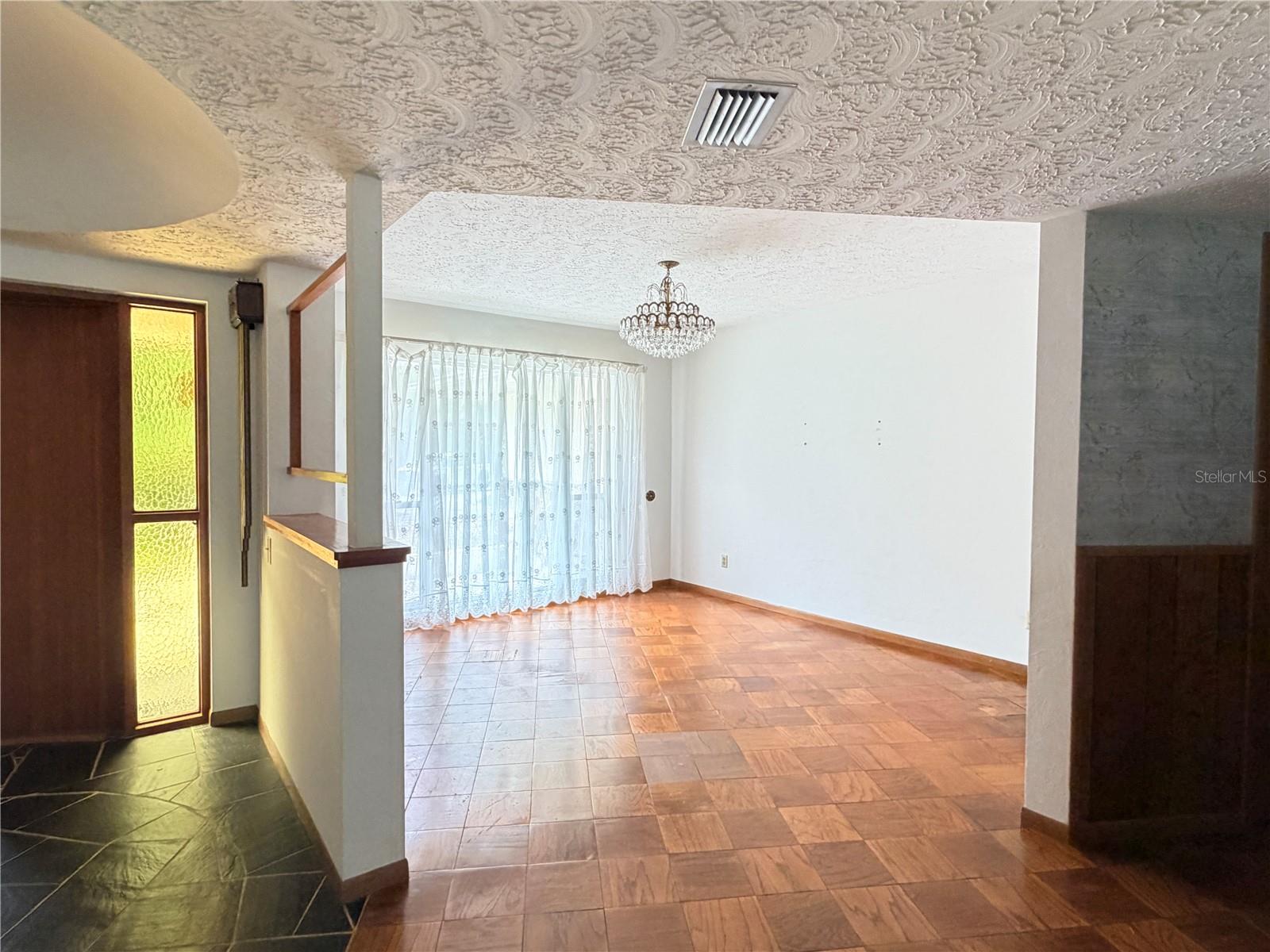 Image 6 of 11 For 3112 Desoto Road