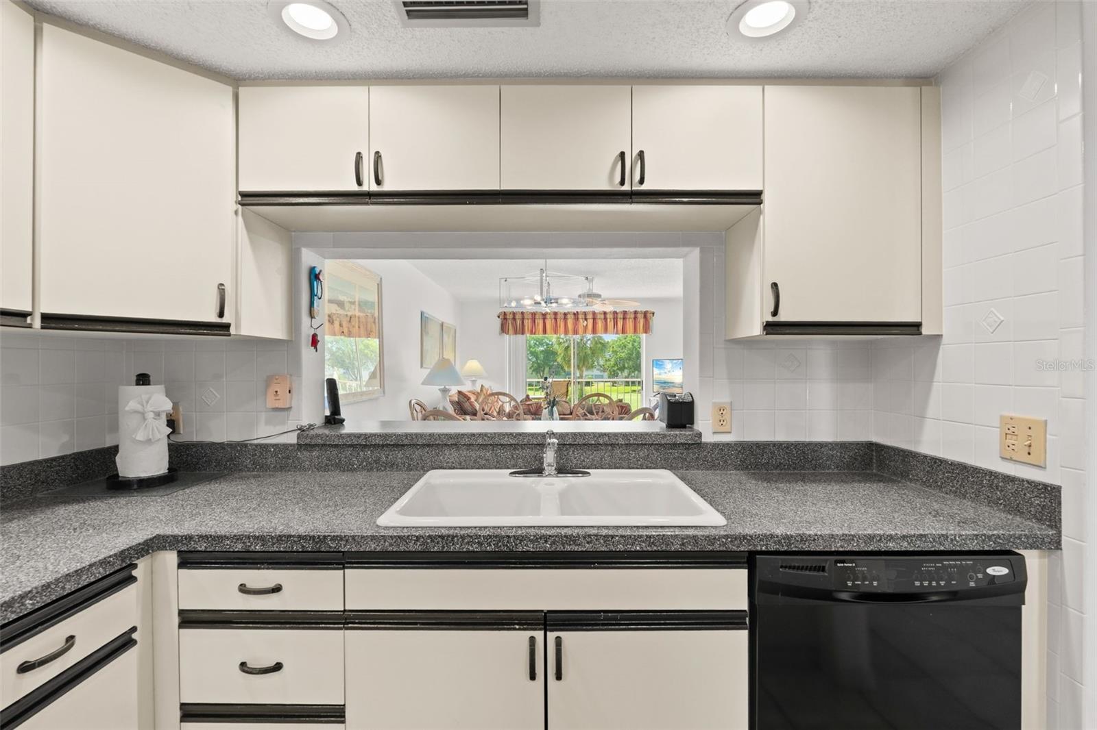 Image 28 of 55 For 6503 Stone River Road 204