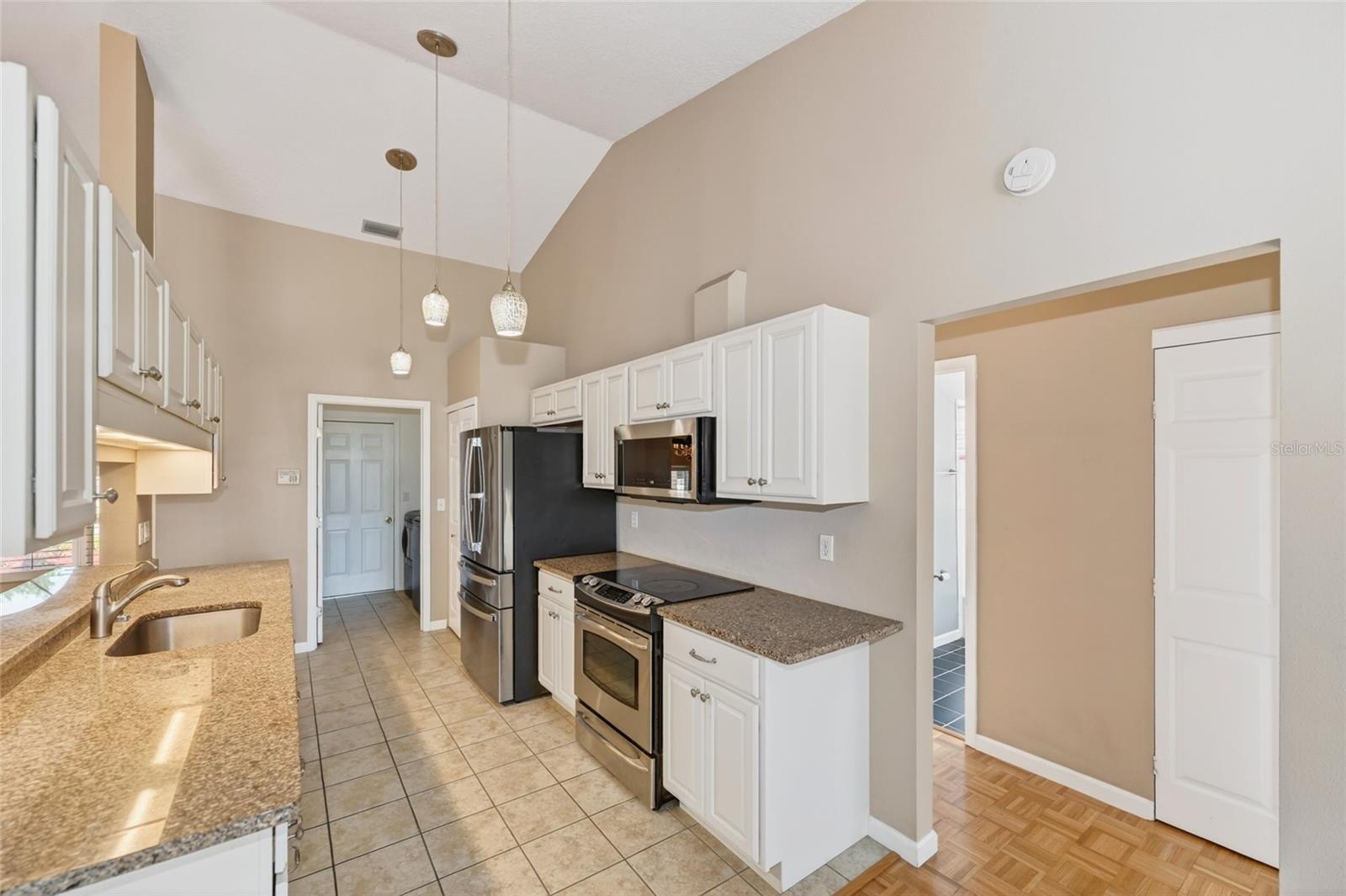 Image 16 of 57 For 6535 Canary Street