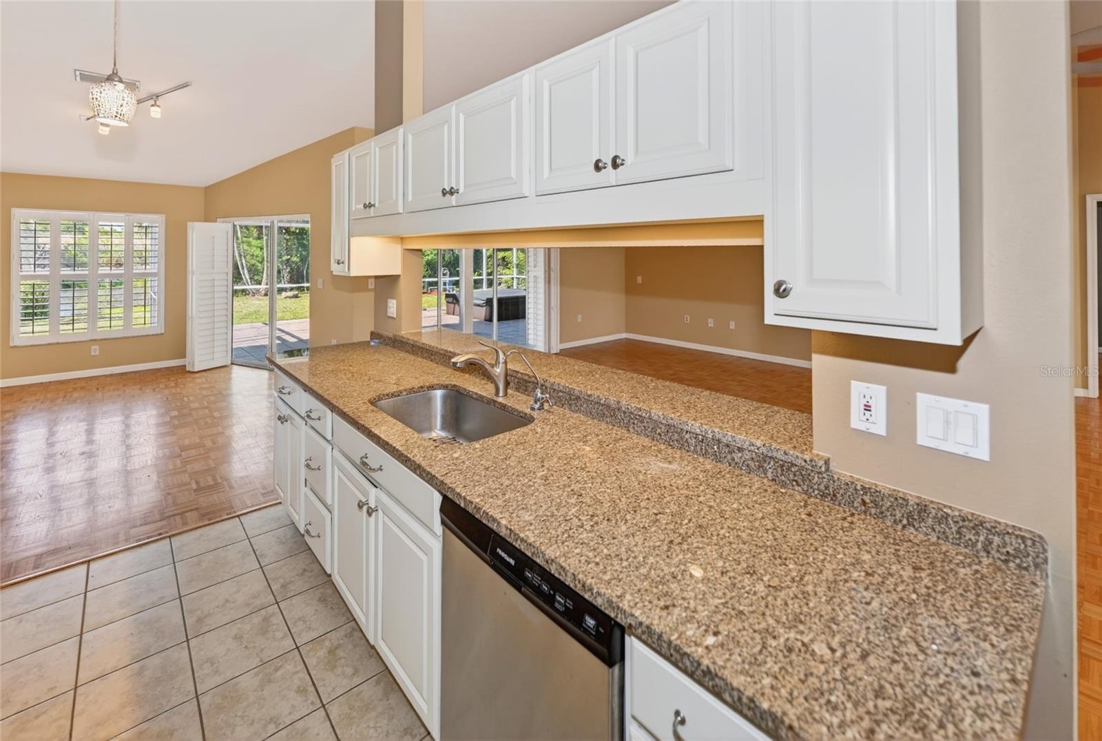 Image 19 of 57 For 6535 Canary Street