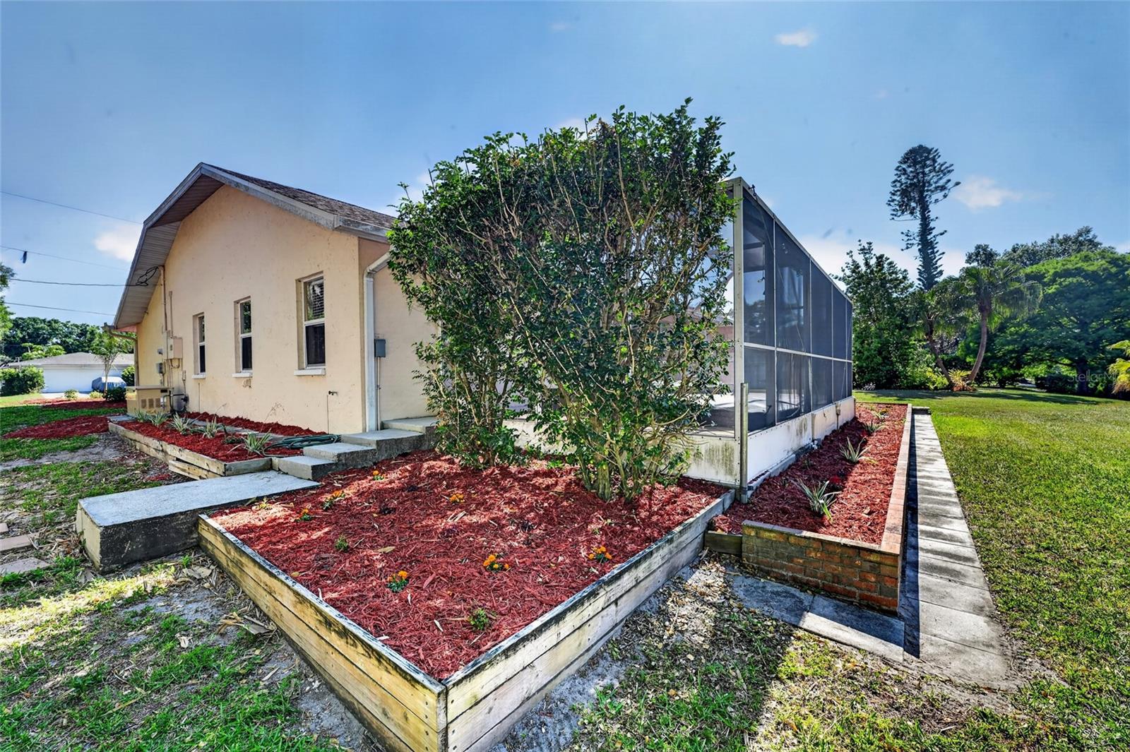 Image 45 of 57 For 6535 Canary Street