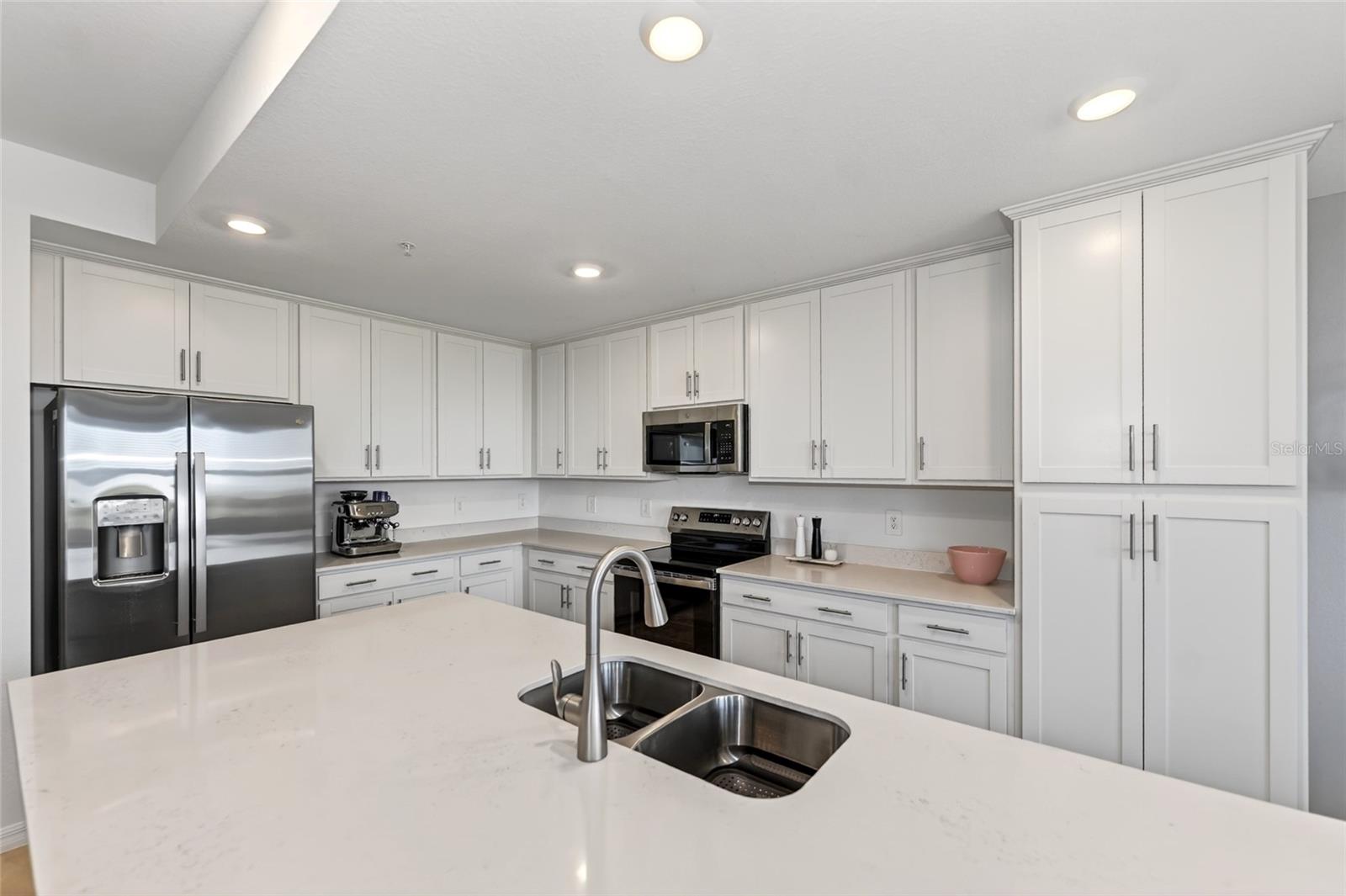 Image 10 of 52 For 12320 Wellen Golf Street 306