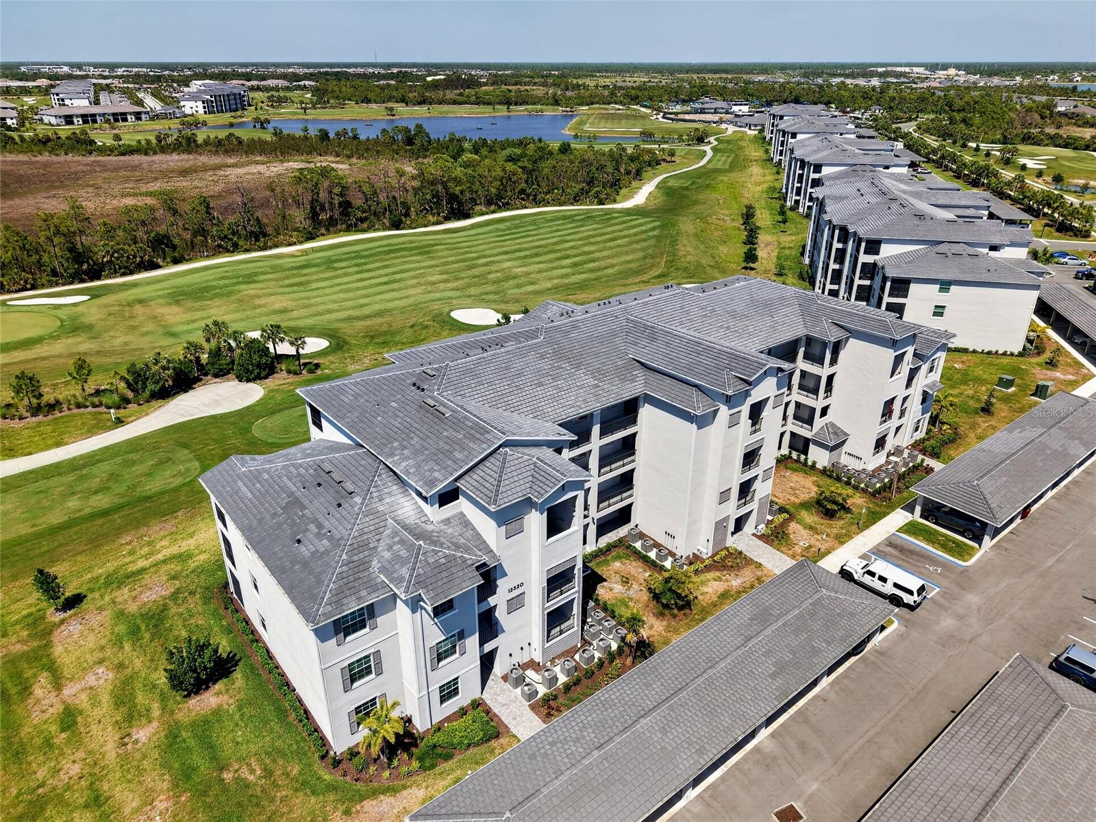 Image 36 of 52 For 12320 Wellen Golf Street 306