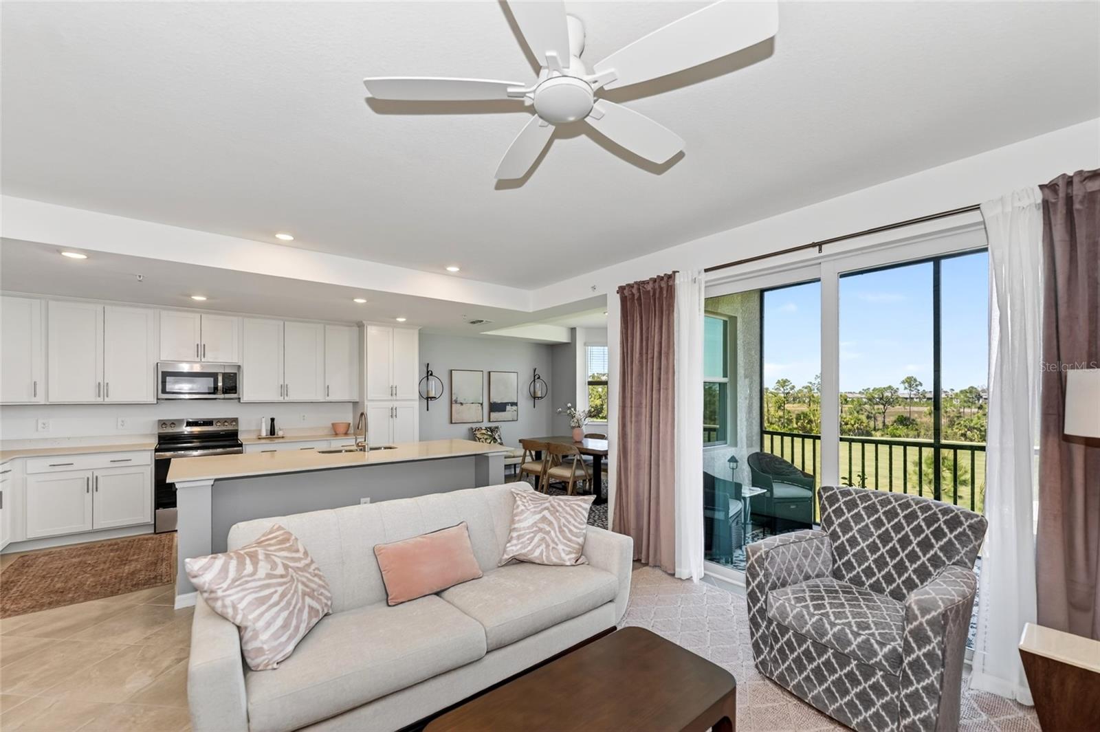 Image 5 of 52 For 12320 Wellen Golf Street 306