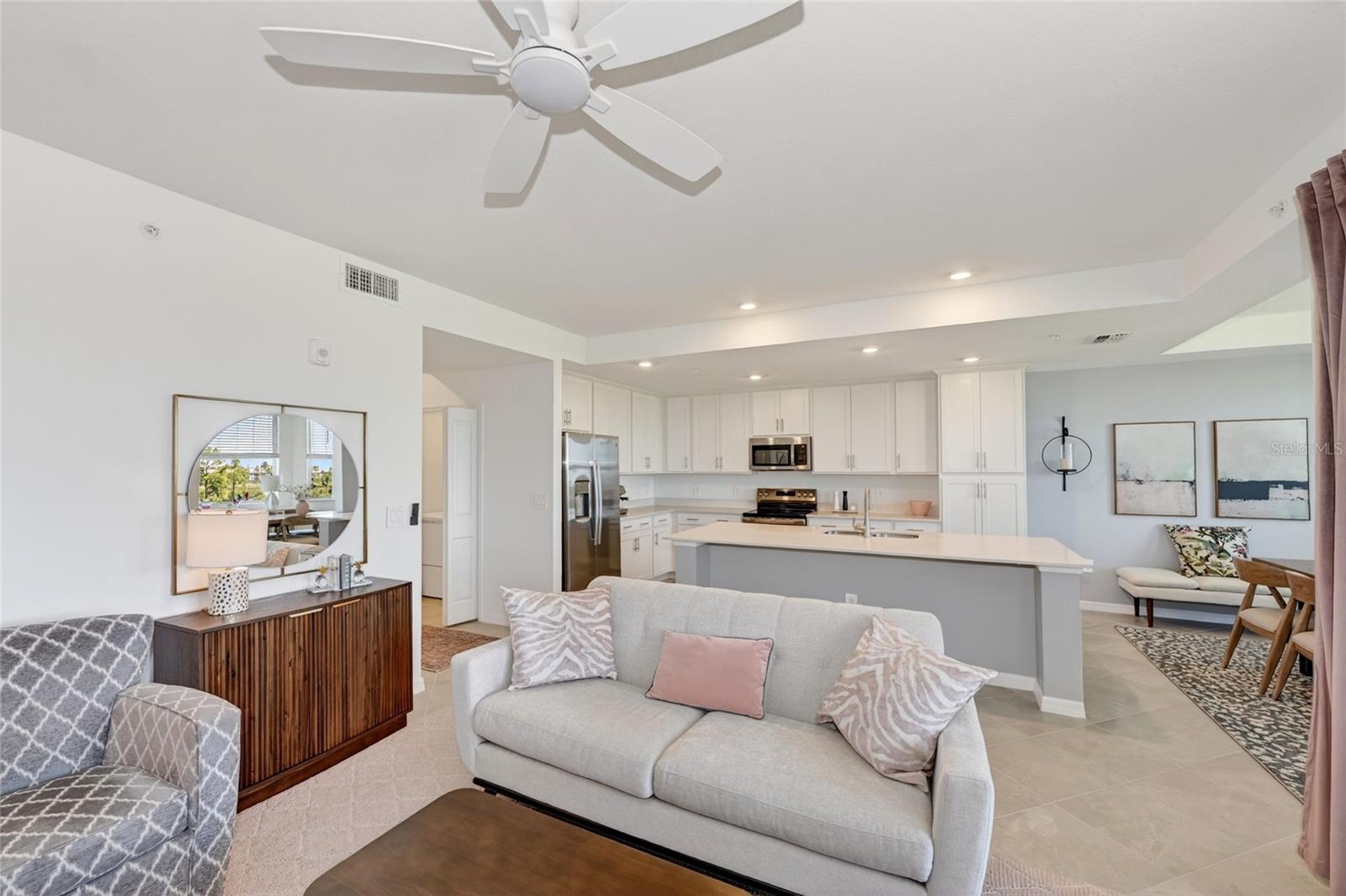 Image 6 of 52 For 12320 Wellen Golf Street 306