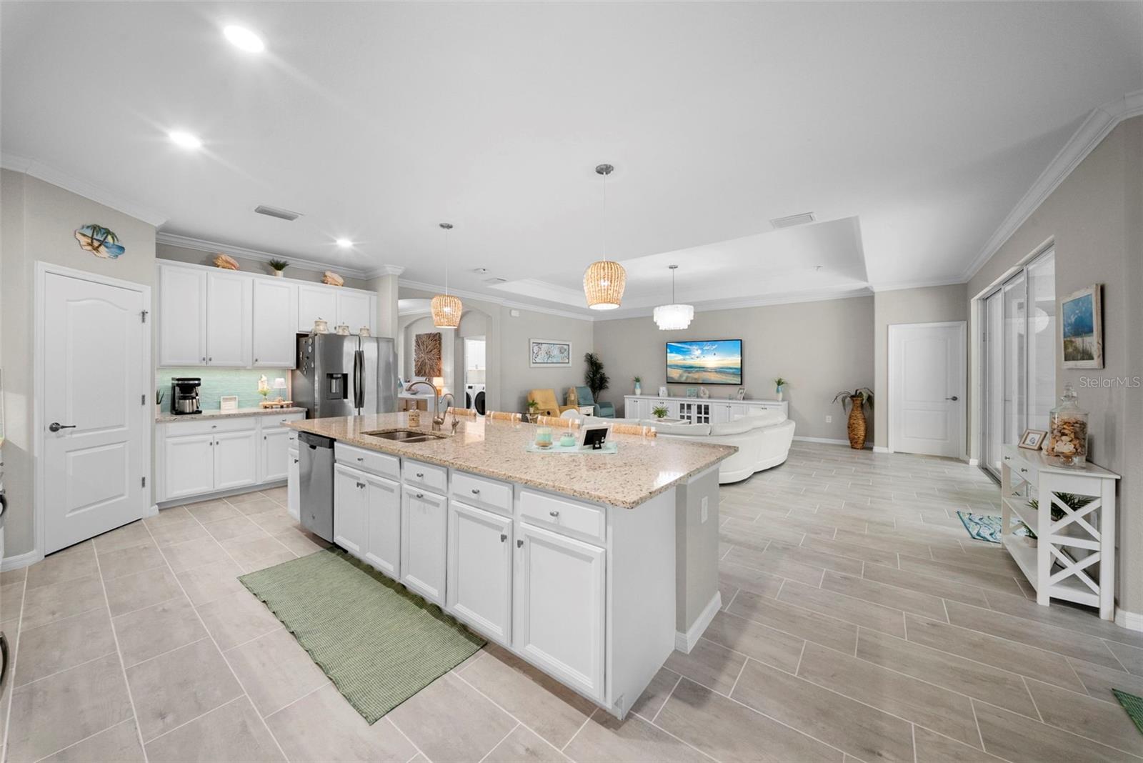 Image 17 of 61 For 16378 Bonita Landing Circle