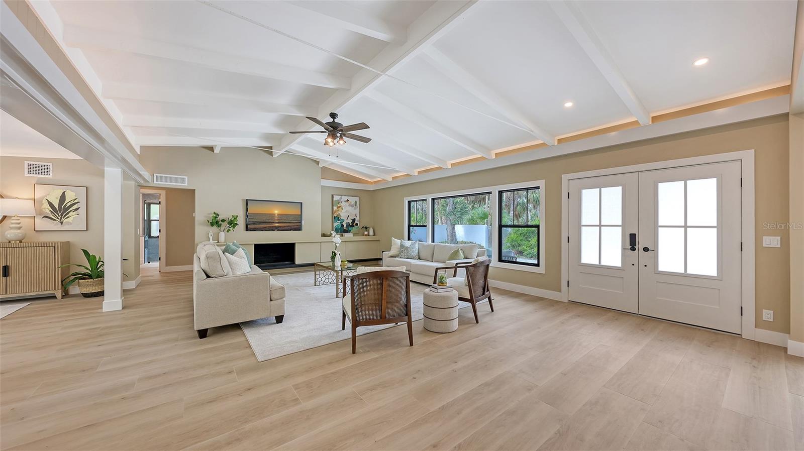 Image 10 of 75 For 7345 Pine Needle Road