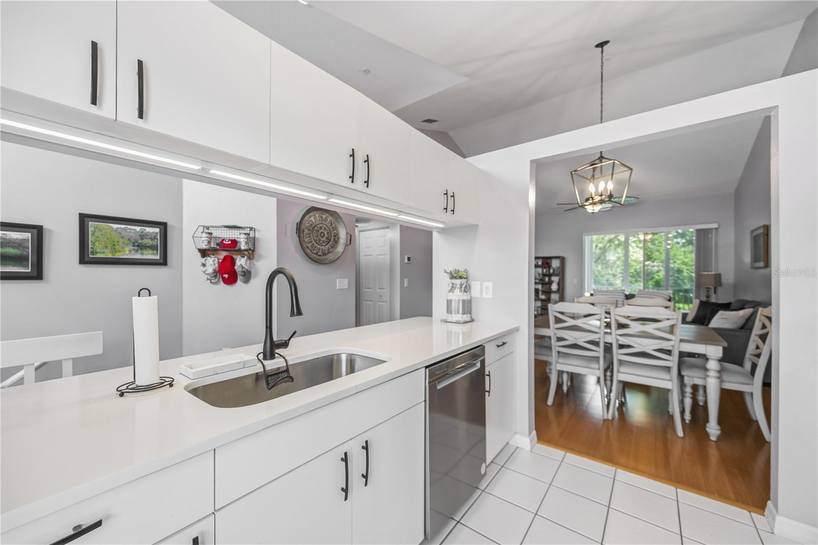 Image 15 of 67 For 4240 Breezeway Boulevard 321
