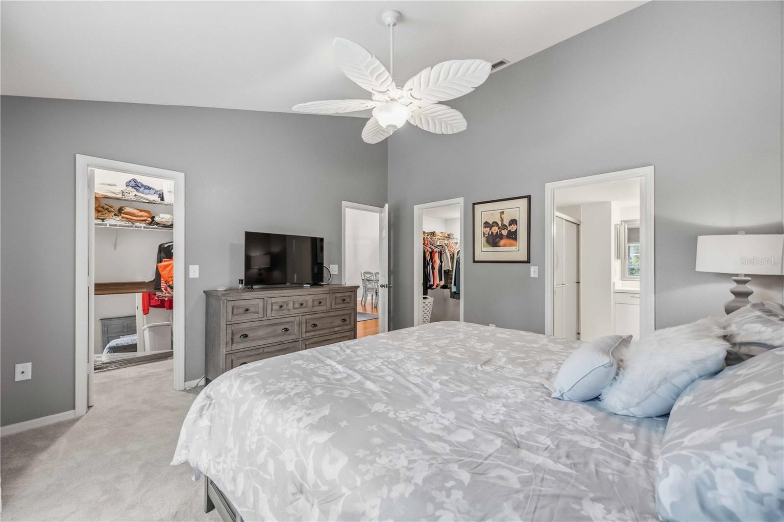 Image 23 of 67 For 4240 Breezeway Boulevard 321