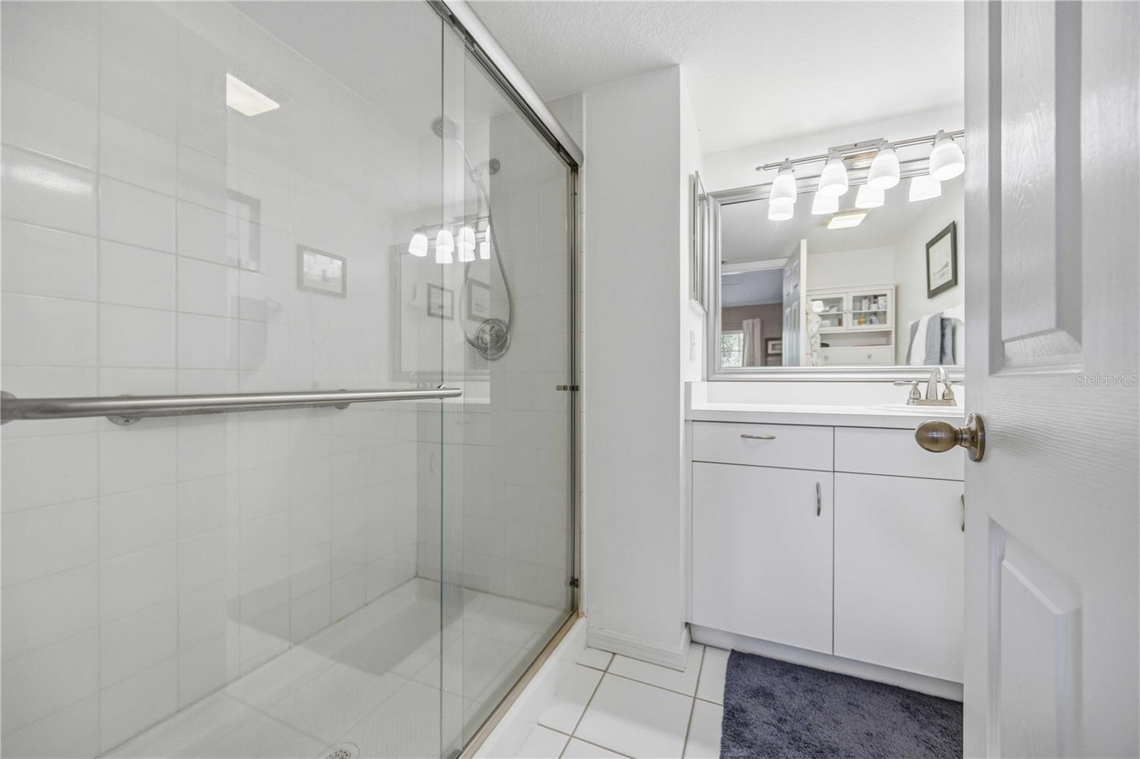 Image 25 of 67 For 4240 Breezeway Boulevard 321