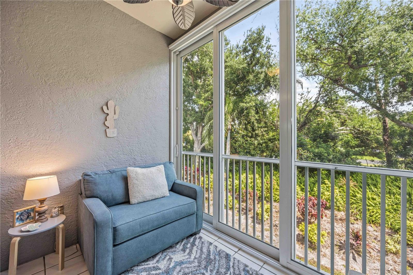 Image 33 of 67 For 4240 Breezeway Boulevard 321