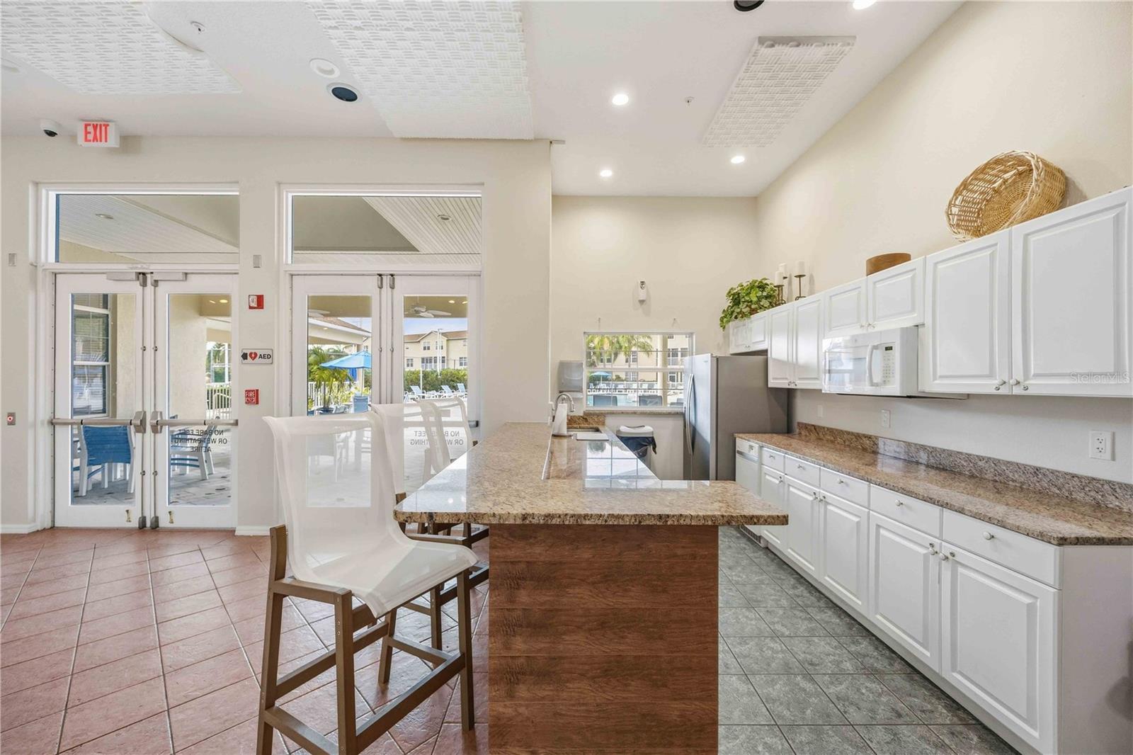 Image 42 of 67 For 4240 Breezeway Boulevard 321