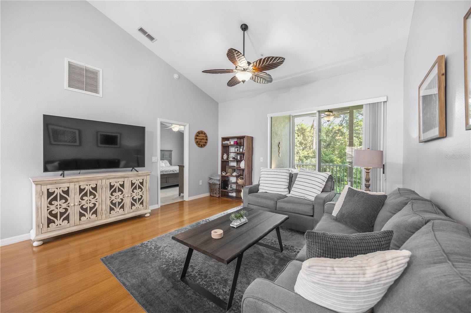 Image 7 of 67 For 4240 Breezeway Boulevard 321