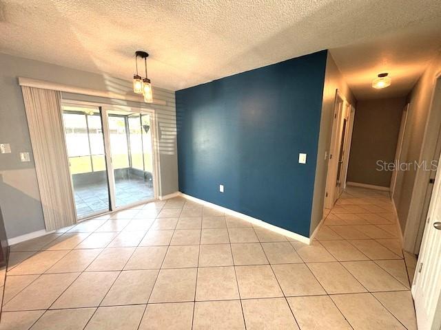 Image 4 of 31 For 5172 Island Date Street