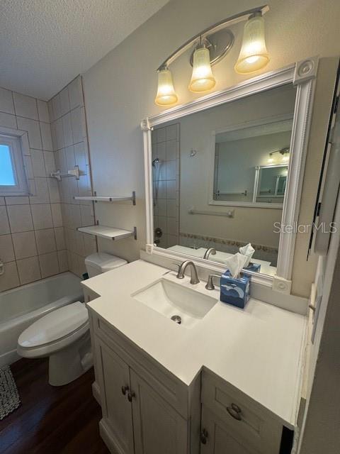 Image 10 of 26 For 5176 Island Date Street