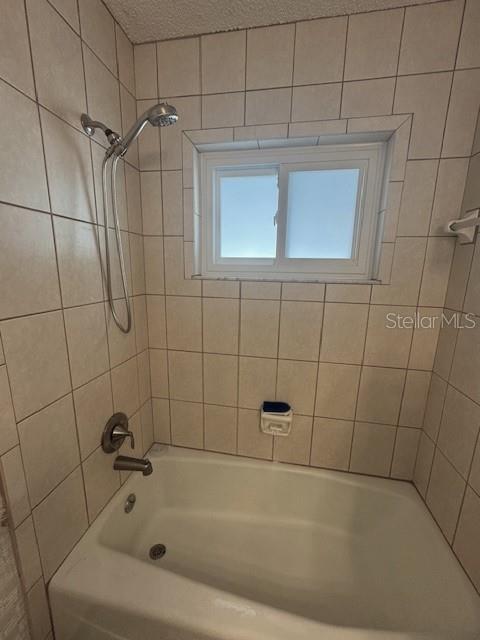 Image 11 of 26 For 5176 Island Date Street