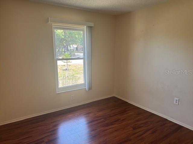 Image 12 of 26 For 5176 Island Date Street