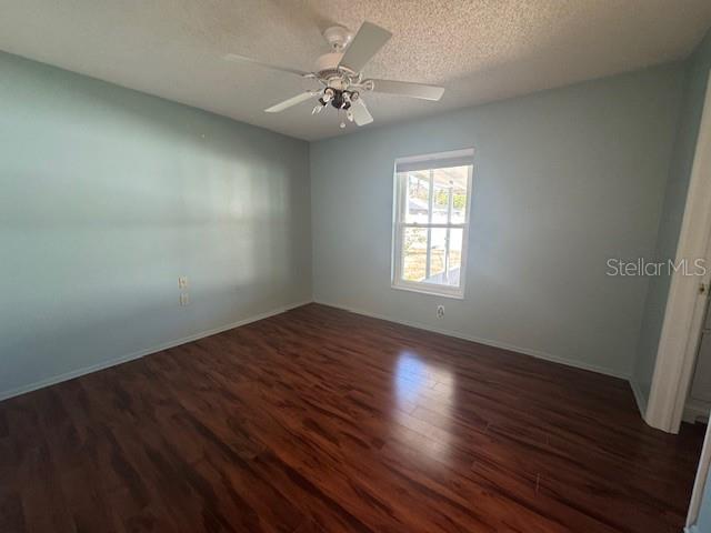 Image 14 of 26 For 5176 Island Date Street