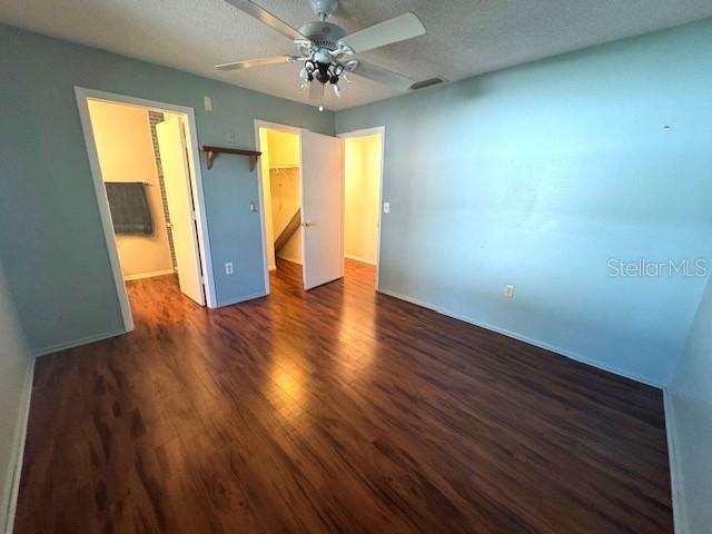 Image 15 of 26 For 5176 Island Date Street