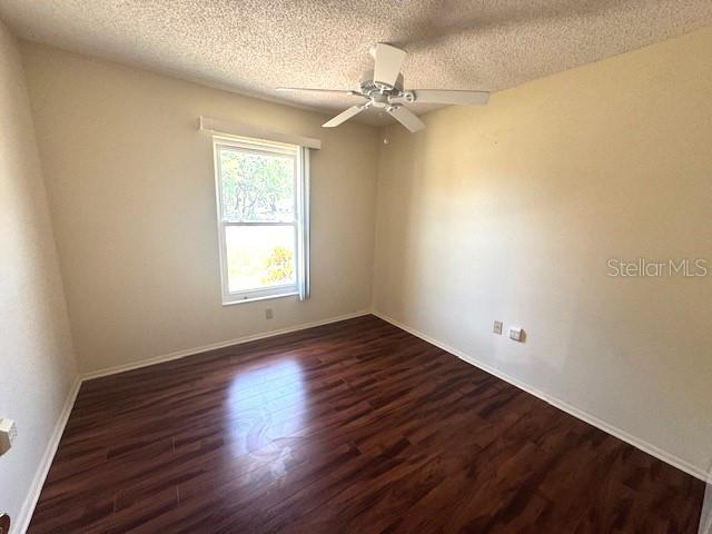 Image 18 of 26 For 5176 Island Date Street