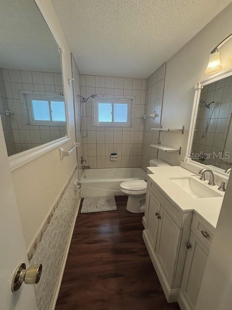 Image 9 of 26 For 5176 Island Date Street