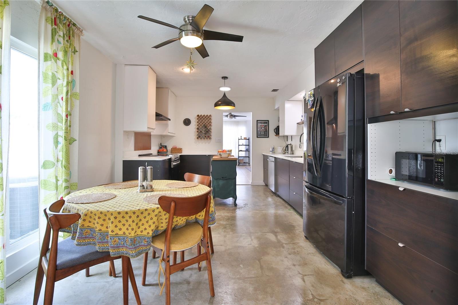 Image 11 of 36 For 1138 47th Street