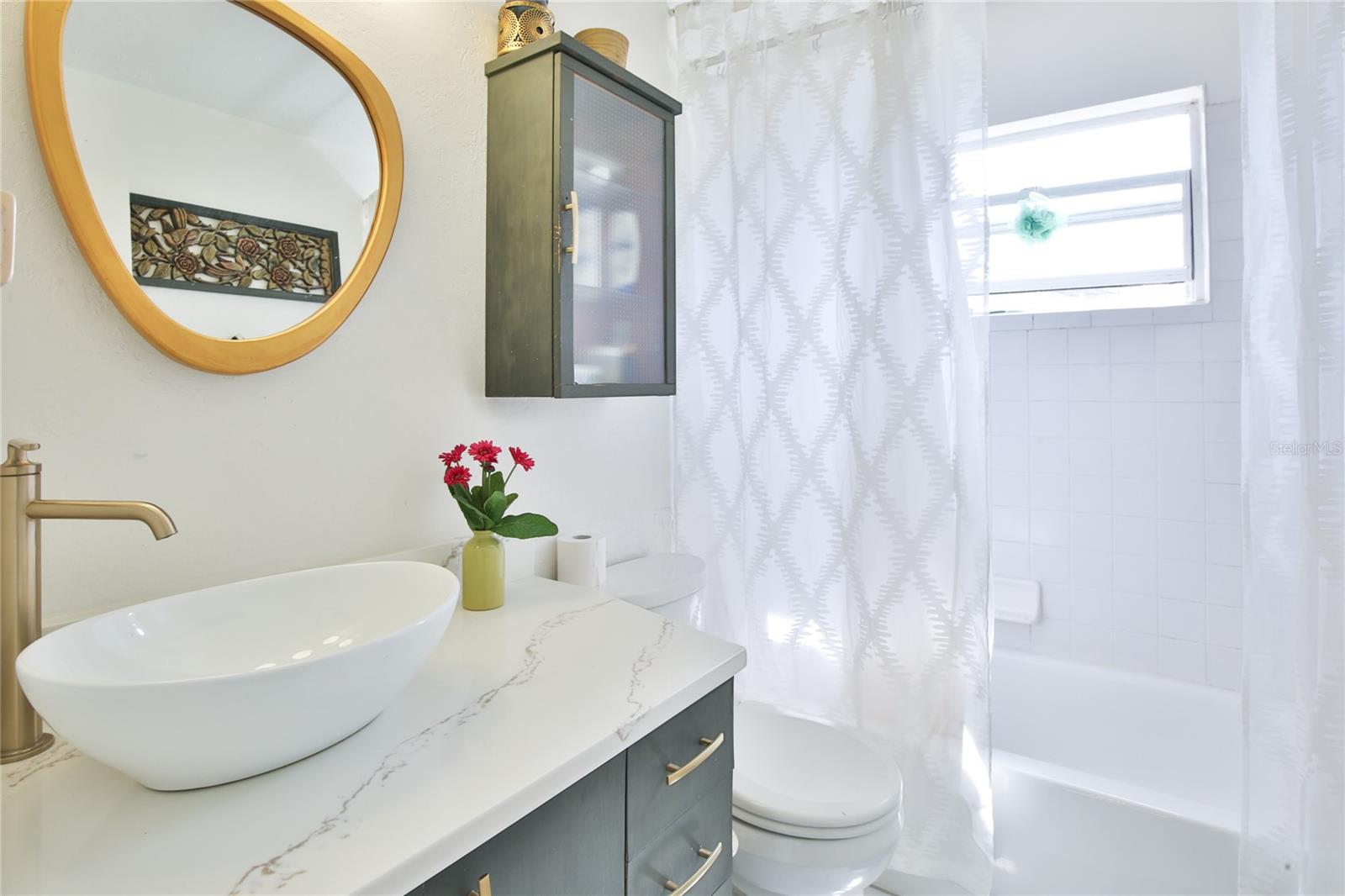 Image 19 of 36 For 1138 47th Street