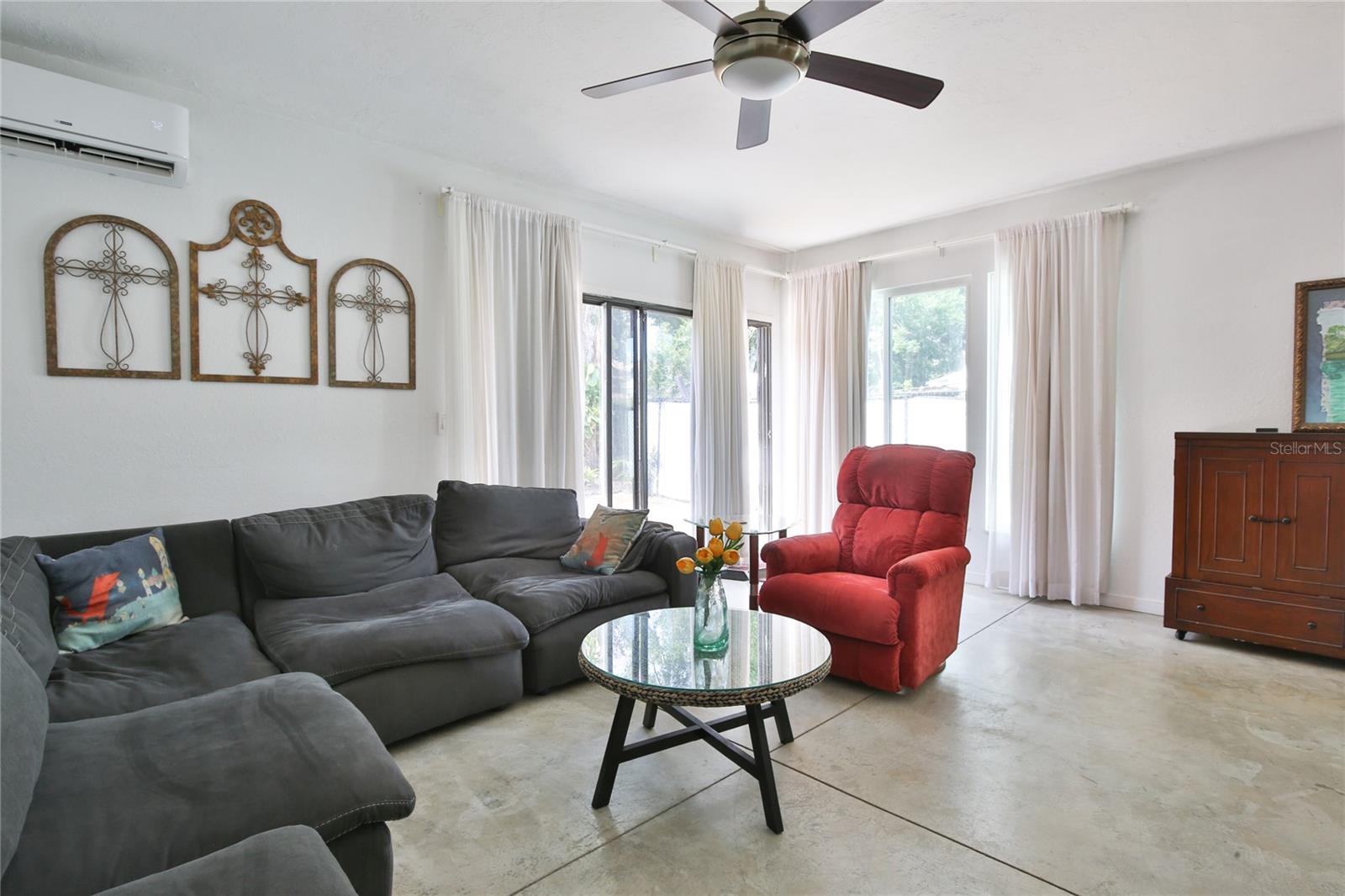 Image 22 of 36 For 1138 47th Street