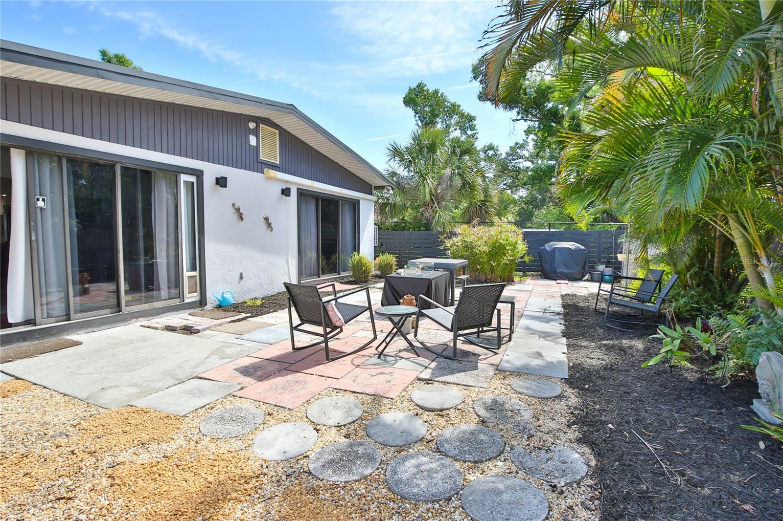 Image 25 of 36 For 1138 47th Street