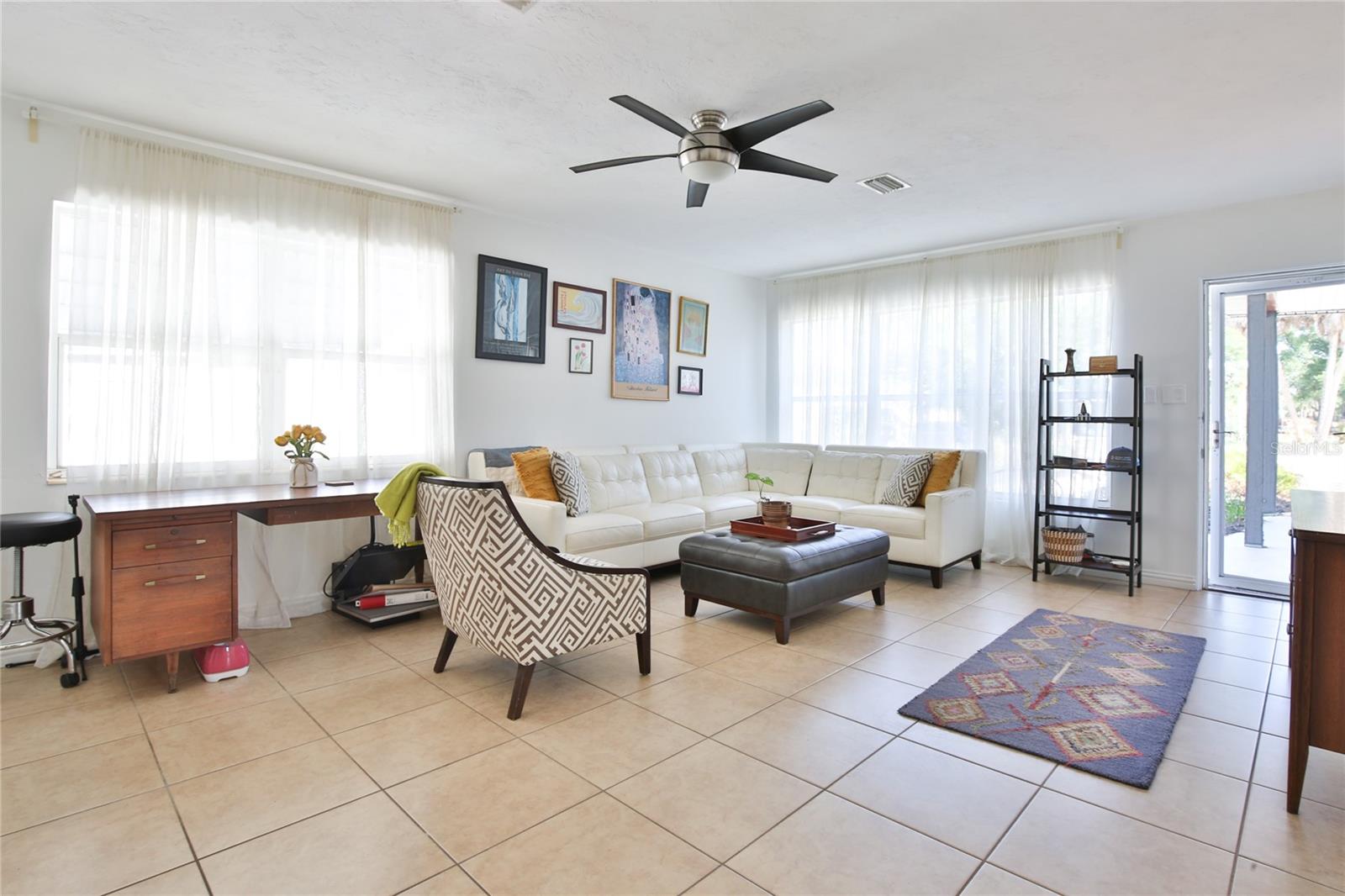 Image 5 of 36 For 1138 47th Street