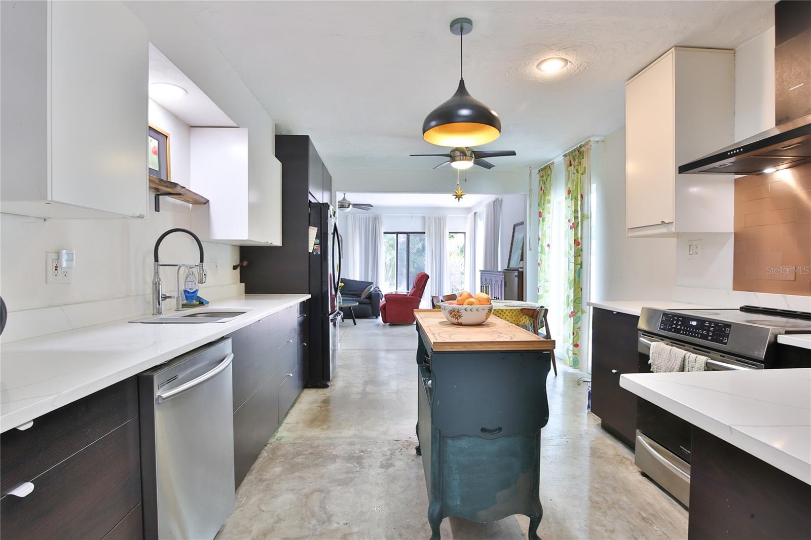 Image 9 of 36 For 1138 47th Street