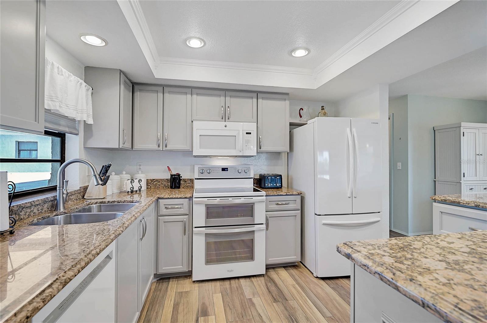 Image 12 of 37 For 1697 Northampton Street 1699-d