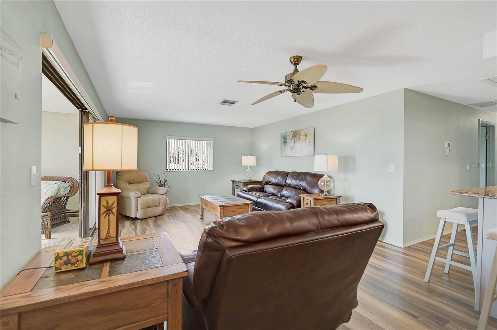 Image 14 of 37 For 1697 Northampton Street 1699-d