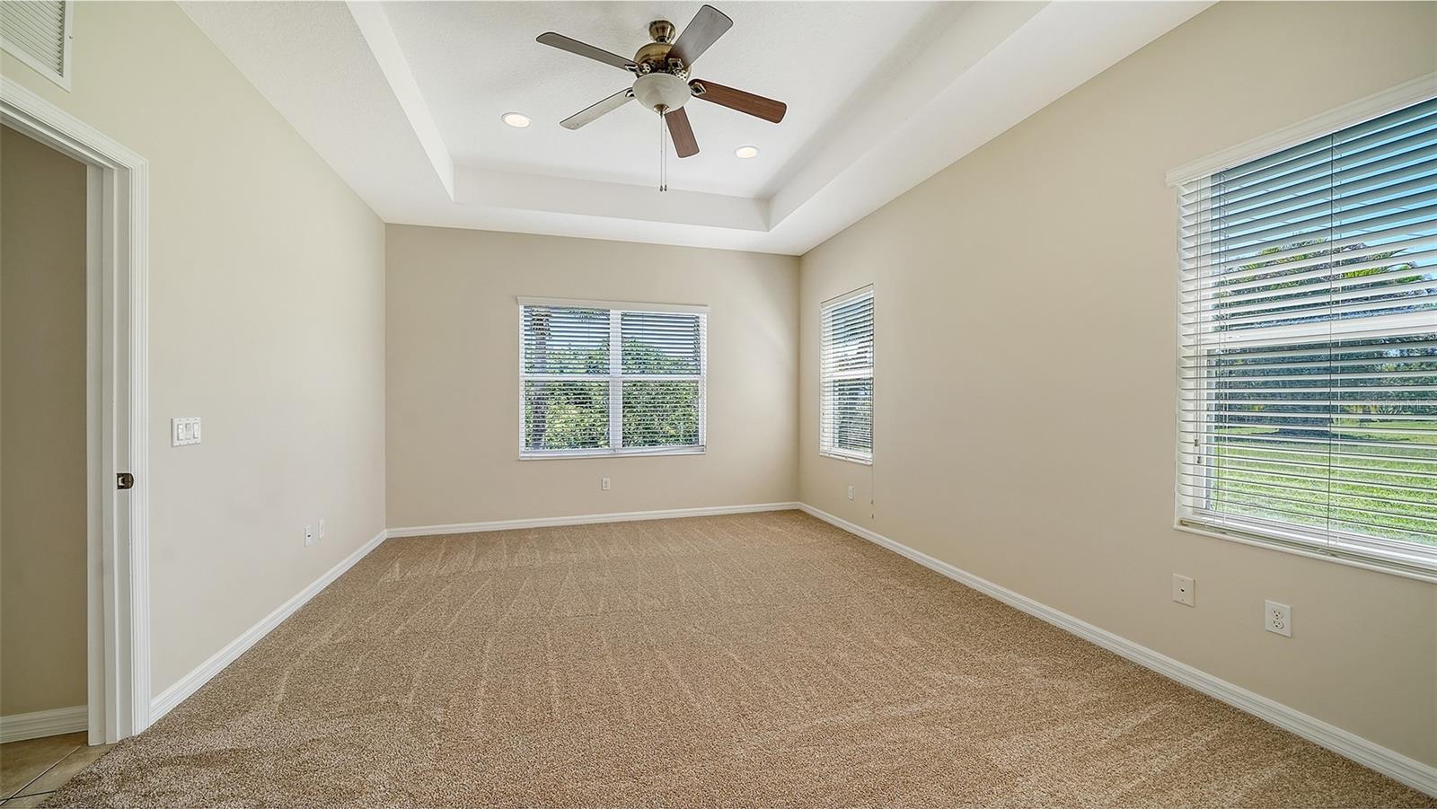 Image 23 of 53 For 1424 Blue Horizon Circle