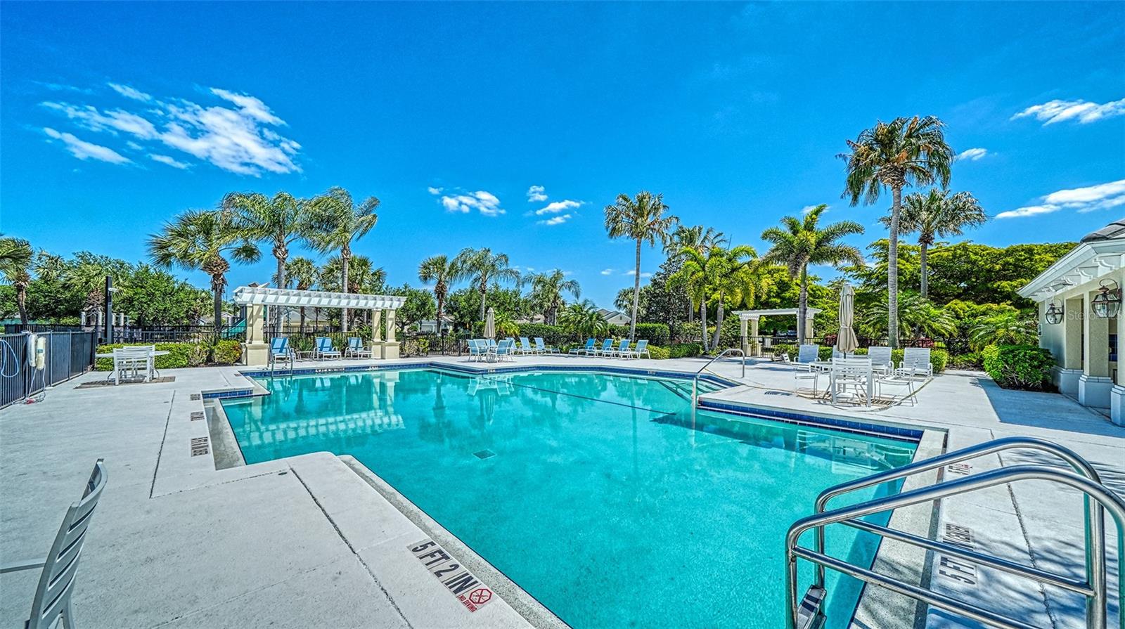 Image 37 of 53 For 1424 Blue Horizon Circle