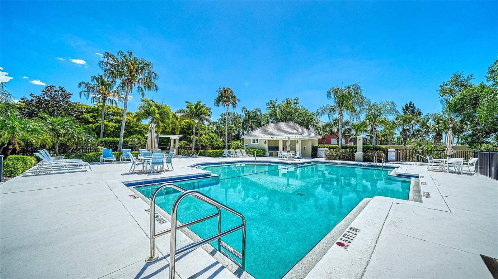 Image 39 of 53 For 1424 Blue Horizon Circle