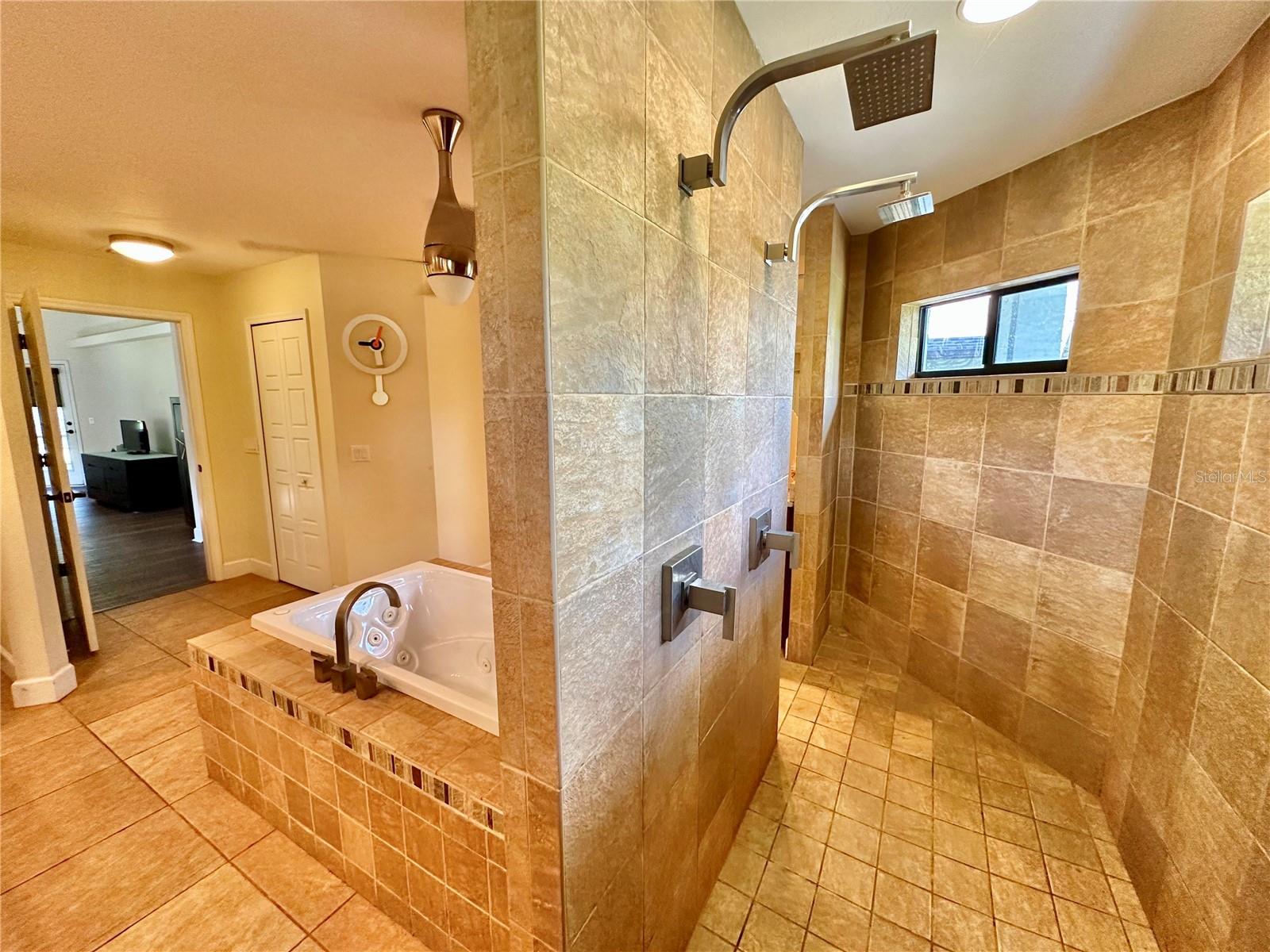 Image 21 of 70 For 7759 Estates Drive
