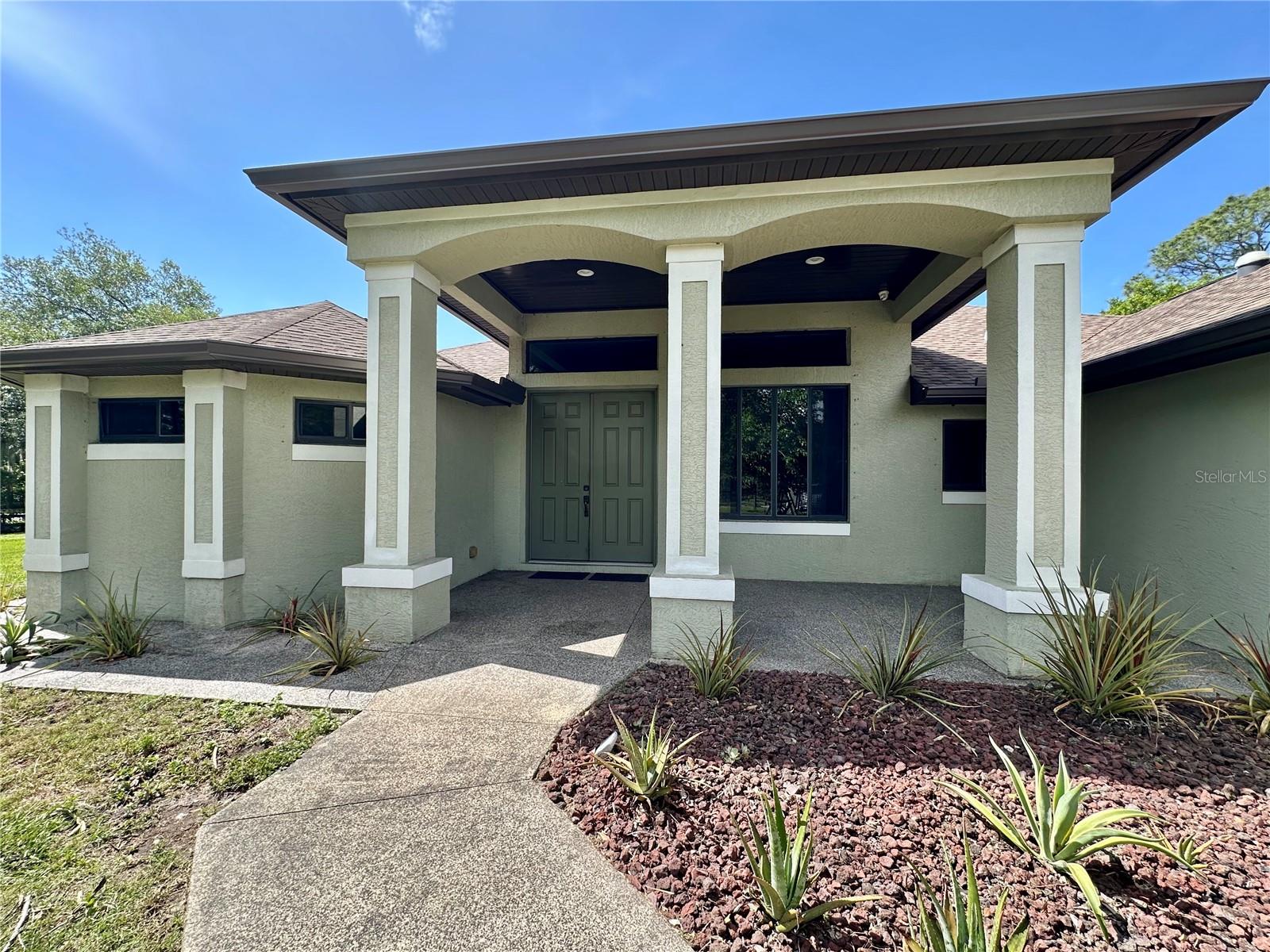 Image 5 of 70 For 7759 Estates Drive