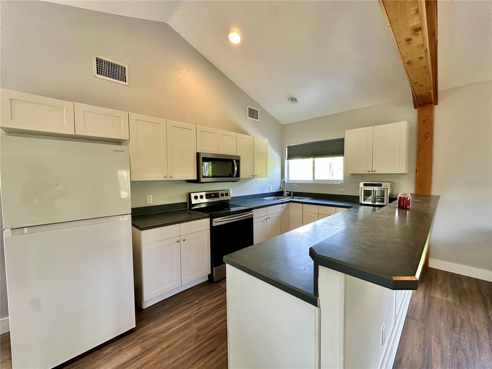 Image 56 of 70 For 7759 Estates Drive