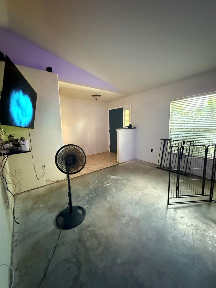 Image 13 of 45 For 1104 67th Avenue W