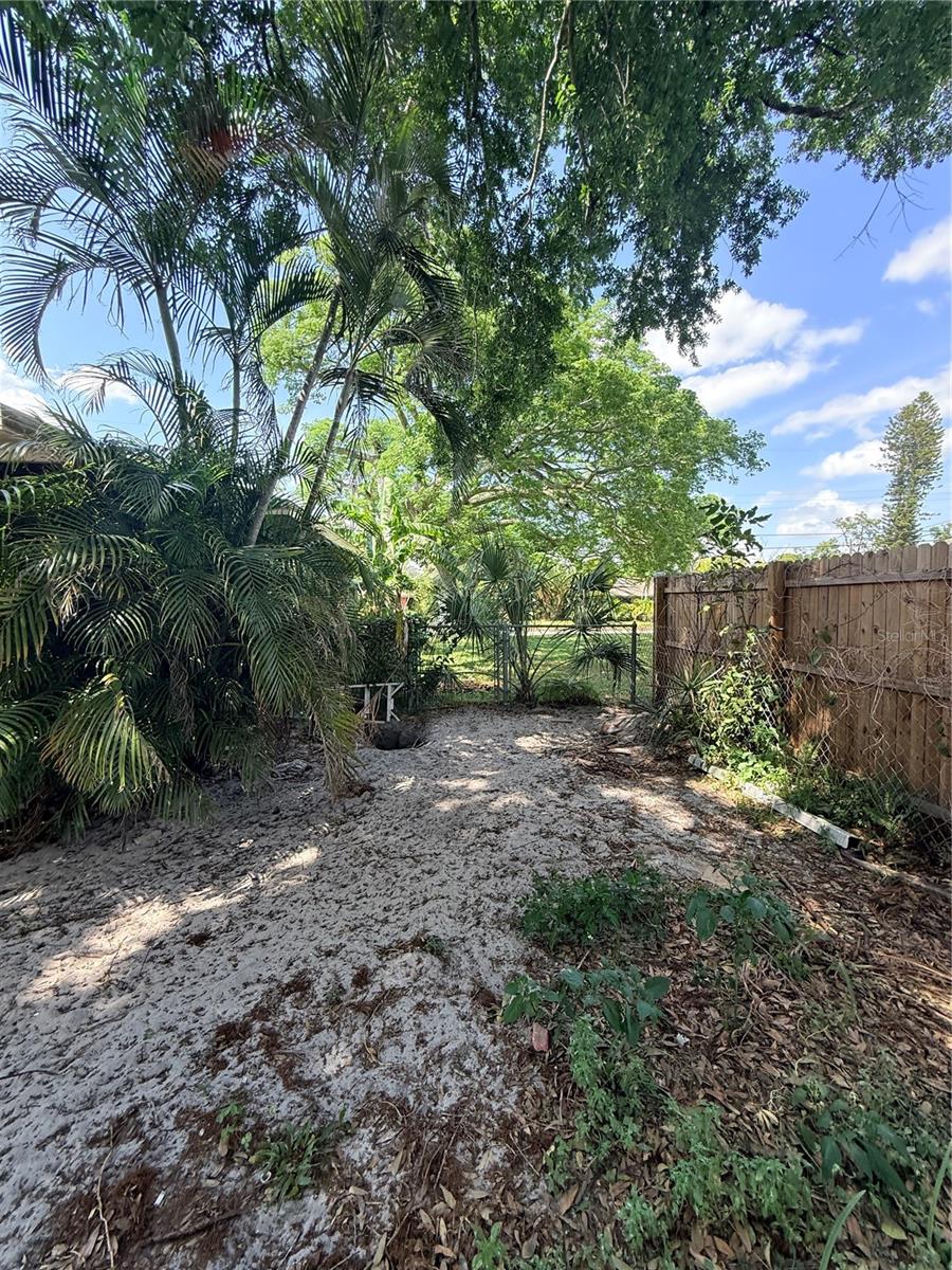 Image 36 of 45 For 1104 67th Avenue W