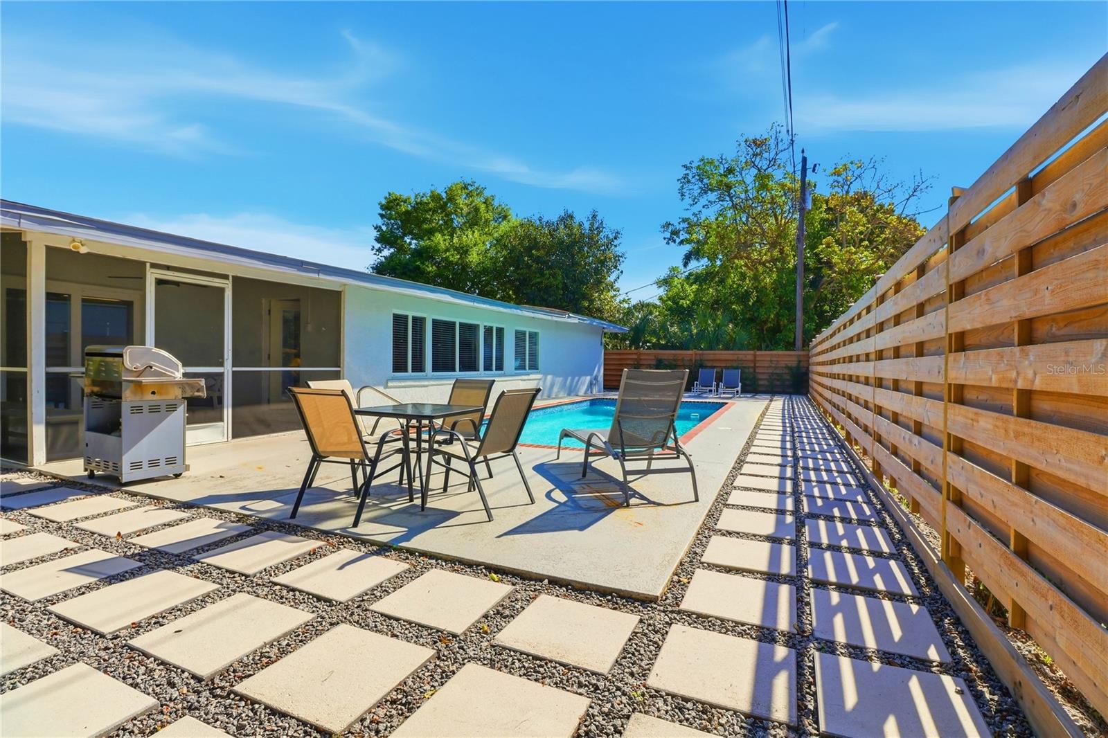 Image 19 of 69 For 630 Corwood Drive