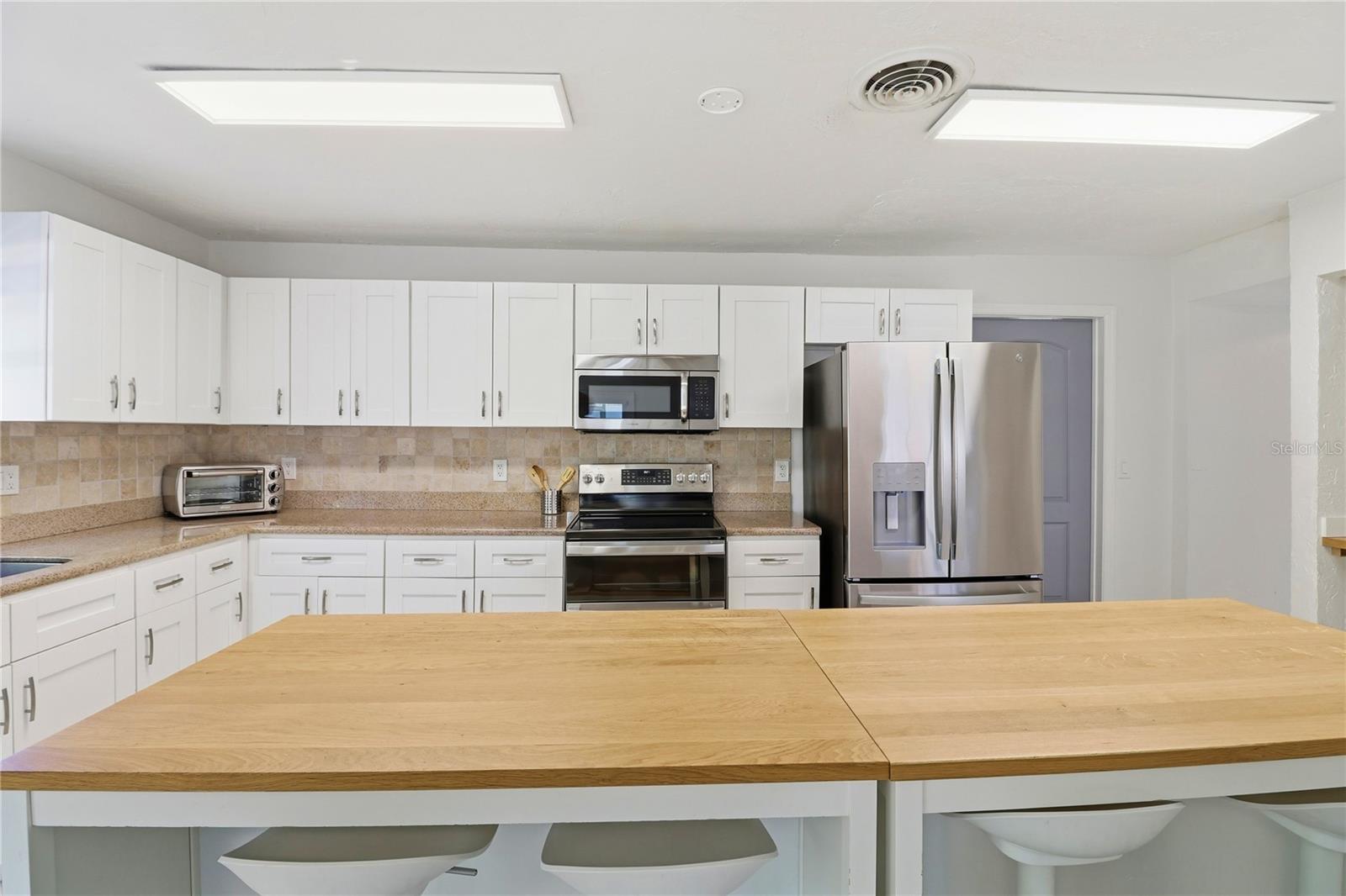 Image 24 of 69 For 630 Corwood Drive