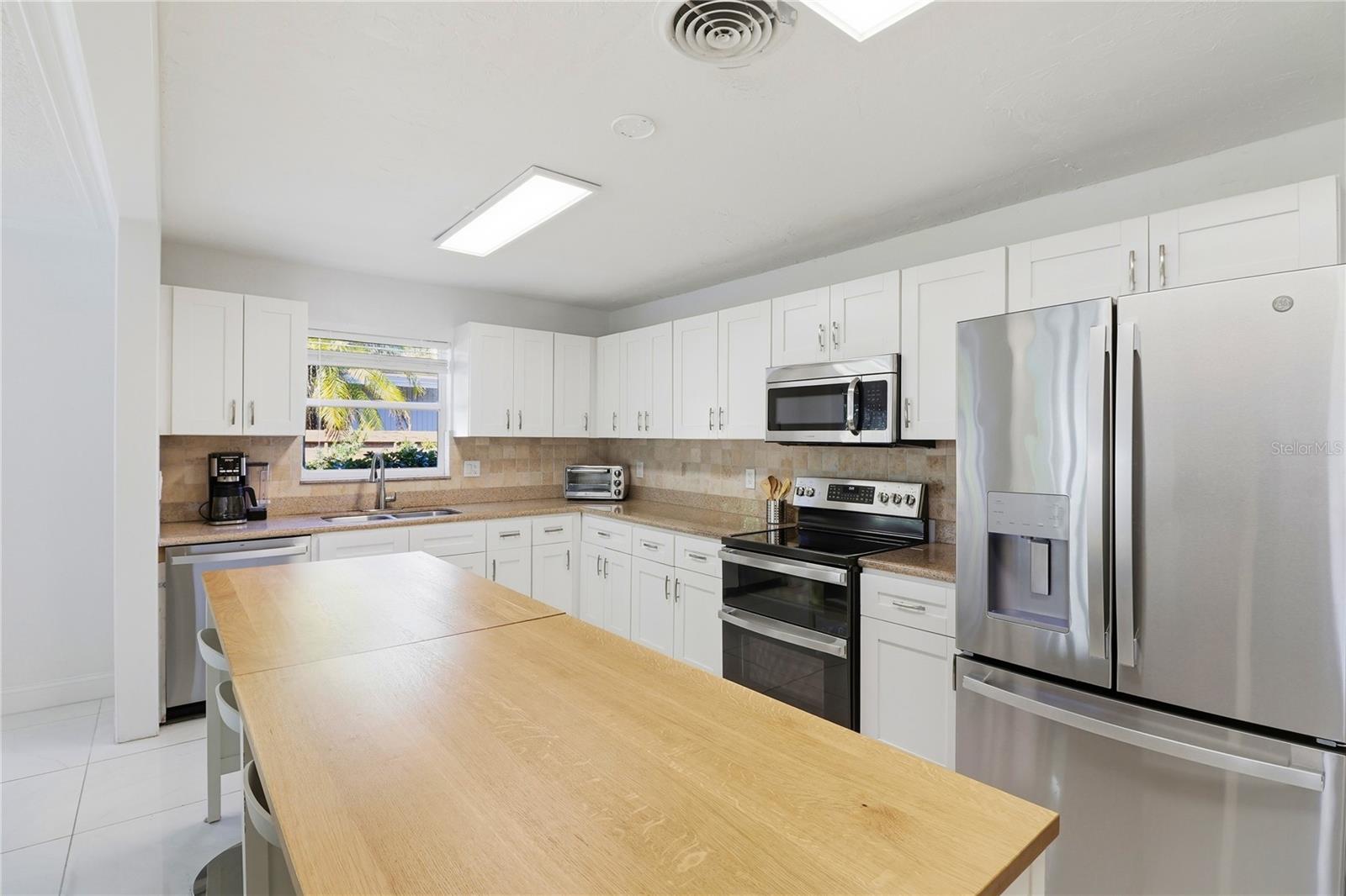 Image 28 of 69 For 630 Corwood Drive