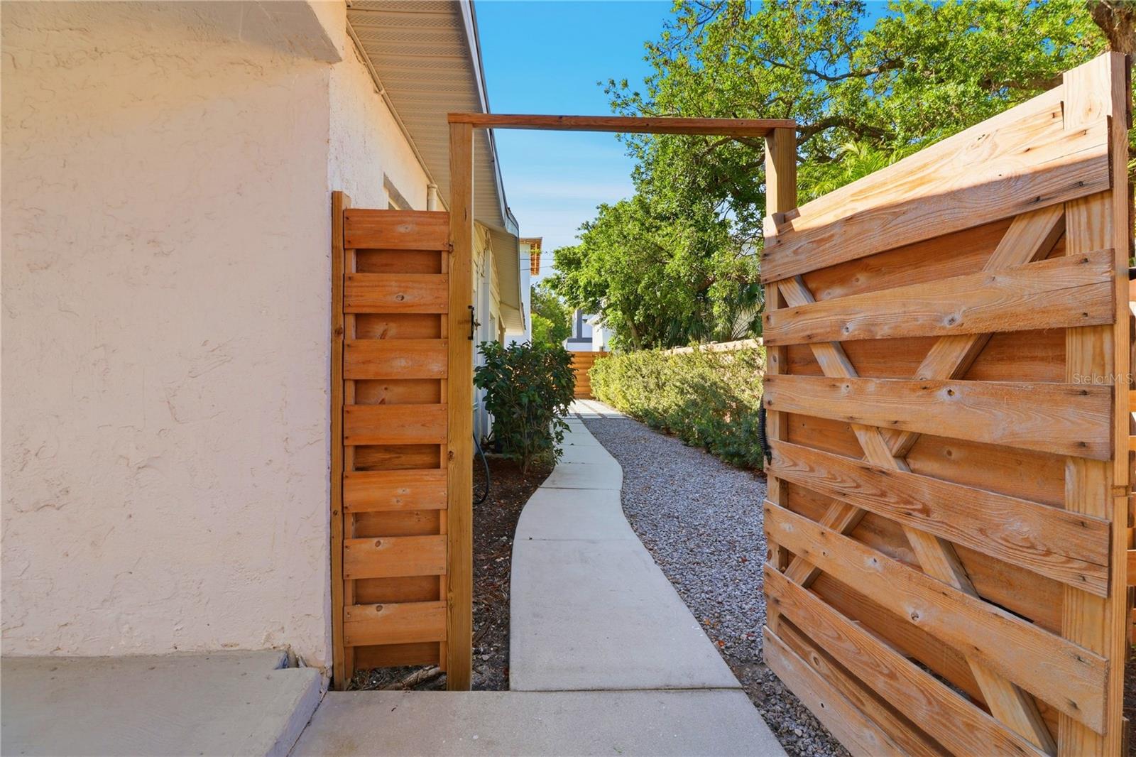 Image 8 of 69 For 630 Corwood Drive