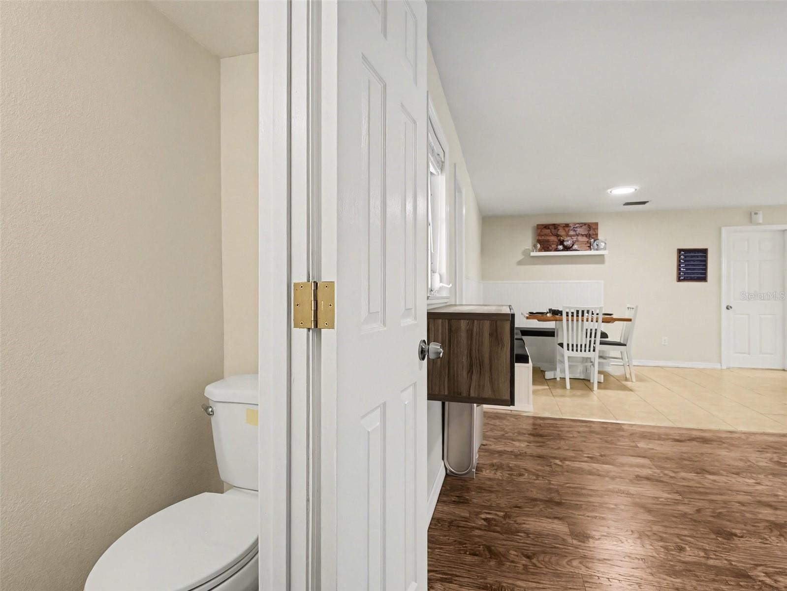 Image 22 of 56 For 704 Lockwood Ridge Road