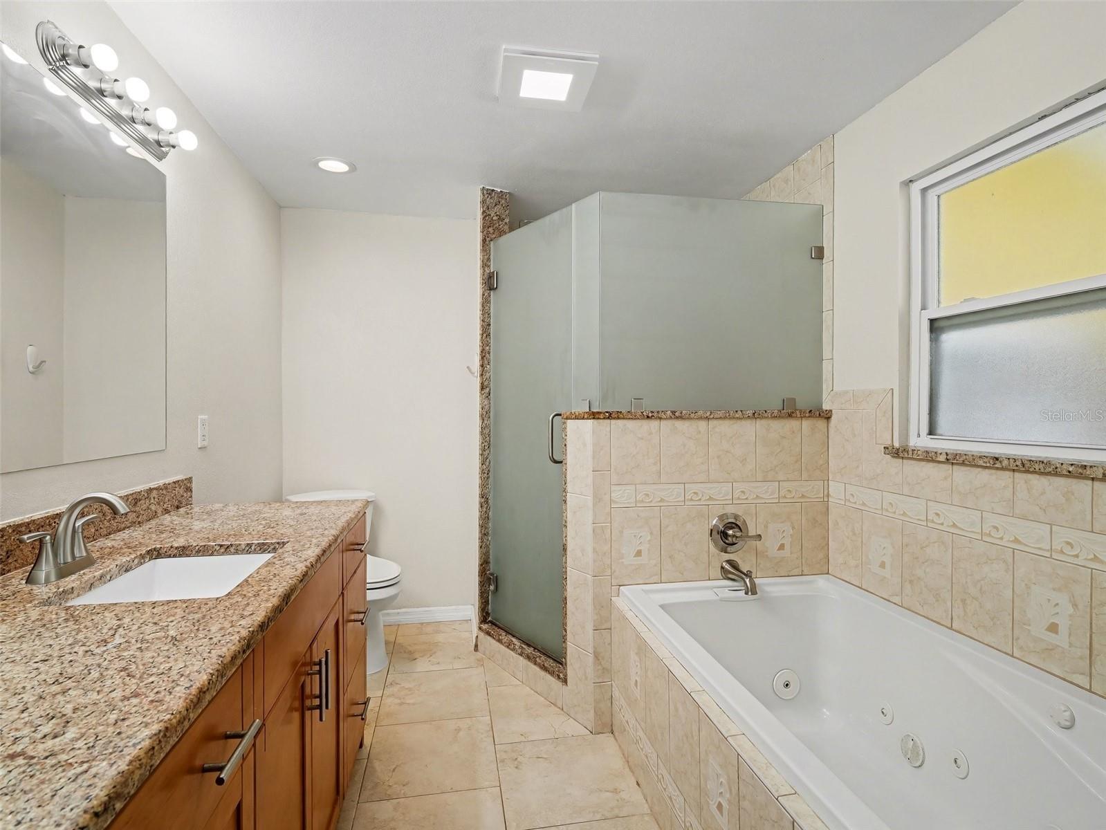 Image 26 of 56 For 704 Lockwood Ridge Road